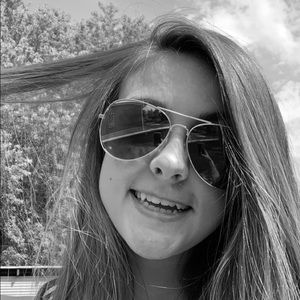 Meet your Posher, Kaitlyn